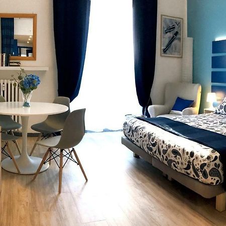 Appartamento Blu A Milano Zona Ripamonti Vicino Allo Ieo Milão Exterior foto