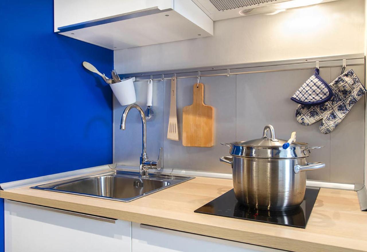 Appartamento Blu A Milano Zona Ripamonti Vicino Allo Ieo Milão Exterior foto